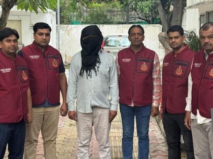 Serial Killer Gang Busted in Delhi Cab Driver Murderer Ajay Lamba Arrested 49-year old hire taxis kill drivers throw bodies Uttarakhand sell car in Nepal, absconding 25 years | Serial Killer Gang Busted in Delhi: टैक्सी किराए पर मंगाता और चालकों की हत्या कर शवों को उत्तराखंड में फेंकता, कार को नेपाल बेचता, 25 साल से फरार 49 वर्षीय अजय लांबा गिरफ्तार Serial Killer Gang Busted in Delhi Cab Driver Murderer Ajay Lamba Arrested 49-year old hire taxis kill drivers throw bodies Uttarakhand sell car in Nepal, absconding 25 years | Serial Killer Gang Busted in Delhi: टैक्सी किराए पर मंगाता और चालकों की हत्या कर शवों को उत्तराखंड में फेंकता, कार को नेपाल बेचता, 25 साल से फरार 49 वर्षीय अजय लांबा गिरफ्तार