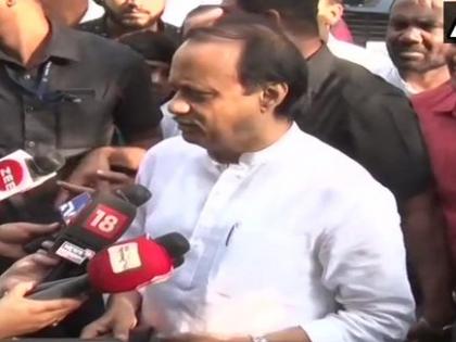Ajit Pawar,NCP on BJP MP Prataprao Chikhalikar met him today morning: It was just a courtesy meet ,even if we are from different parties we all have relations with each others,no discussion on floor test. As Sanjay Raut said,our alliance will prove our nu | बहुमत साबित करने से पहले BJP सांसद से मिले अजित पवार, कहा- "यह सिर्फ एक शिष्टाचार मुलाकात"