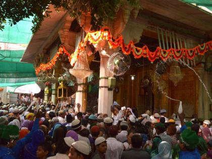 Video Viral After Taj Mahal right winger group targets Ajmer Dargah | भड़काऊ वीडियो वायरलः ताजमहल के बाद अजमेर दरगाह निशाने पर, फोर्स तैनात