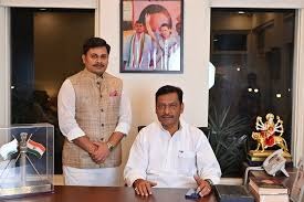 Maharajganj Lok Sabha seat announced Bihar Congress President Akhilesh Prasad Singh's son Aakash become MP give Rs 100000 to every family in Maharajganj | Maharajganj Lok Sabha seat: अगर हम सांसद बनते हैं तो महाराजगंज में सभी परिवार को 100000 रुपये देंगे, बिहार कांग्रेस अध्यक्ष अखिलेश प्रसाद सिंह के पुत्र आकाश ने किया घोषणा