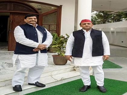 Akhilesh Yadav has been accepted as his leader SP is his party said leader Shivpal Singh Yadav | यूपी: अखिलेश यादव को अपना नेता स्वीकार कर लिया है और सपा उनकी पार्टी है- पत्रकारों से बात करते हुए बोले नेता शिवपाल सिंह यादव