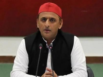 Akhilesh is lying to avoid giving compensation to the families of deceased teachers: Akhilesh | अखिलेश यादव का आरोप- मृत शिक्षकों के परिजनों को मुआवजा देने से बचने के लिये झूठ बोल रही है योगी सरकार Akhilesh is lying to avoid giving compensation to the families of deceased teachers: Akhilesh | अखिलेश यादव का आरोप- मृत शिक्षकों के परिजनों को मुआवजा देने से बचने के लिये झूठ बोल रही है योगी सरकार