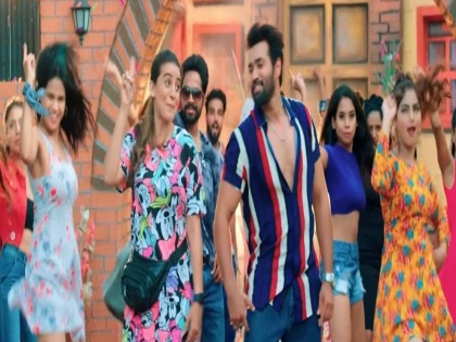 Akshara Singh's new bhojpuri song 'Piya Ke Jhulufia' made fans crazy, going viral | सुपर हॉट अक्षरा सिंह का नया गाना ' पिया के झुलुफिया' ने बनाया फैंस को दीवाना, हो रहा है वायरल
