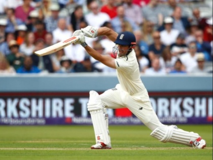 Alastair Cook equals Allan Border Record of Playing 153 Consecutive Tests | एलेस्टेयर कुक का कमाल, लगातार 153वां टेस्ट खेलते हुए बनाया खास रिकॉर्ड