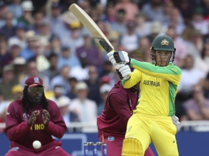 ICC Cricket World Cup 2019: Australia's Alex Carey looks forward to clash against India and 'calm' MS Dhoni | IND vs AUS: भारत के खिलाफ मैच में धोनी को चुनौती देने को बेताब ऑस्ट्रेलियाई विकेटकीपर एलेक्स कैरी