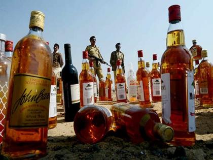 25 deaths due to spurious liquor confirmed in Aligarh, BJP MP claims 35 deaths | अलीगढ़ में जहरीली शराब पीने से मरने वालों का सरकारी आंकड़ा 25, भाजपा सांसद ने 35 के मरने का किया दावा, 51 शवों के हुए पोस्टमार्टम 25 deaths due to spurious liquor confirmed in Aligarh, BJP MP claims 35 deaths | अलीगढ़ में जहरीली शराब पीने से मरने वालों का सरकारी आंकड़ा 25, भाजपा सांसद ने 35 के मरने का किया दावा, 51 शवों के हुए पोस्टमार्टम