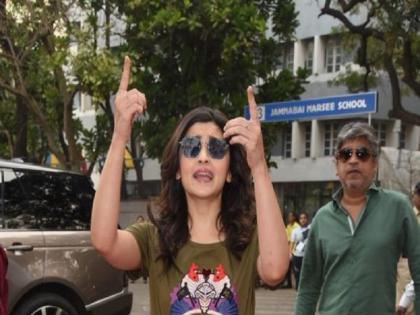 Alia Bhatt Gets Injured On Brahmastra Set | 'ब्रह्मास्त्र' की शूटिंग में आलिया भट्ट को लगी चोट, 15 दिनों तक नहीं कर पाएंगी काम