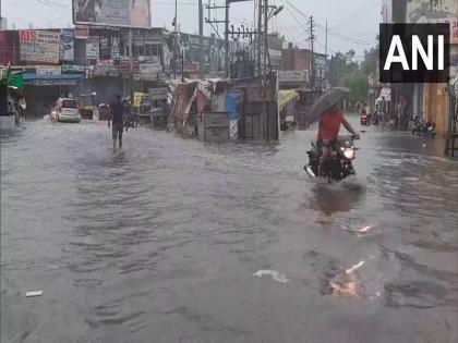 All govt private schools Mumbai will remain closed today due possibility of heavy rains | मॉनसून: मुंबई के सभी सरकारी और निजी स्कूल आज रहेंगे बंद, भारी बारिश की संभावना के कारण लिया गया फैसला
