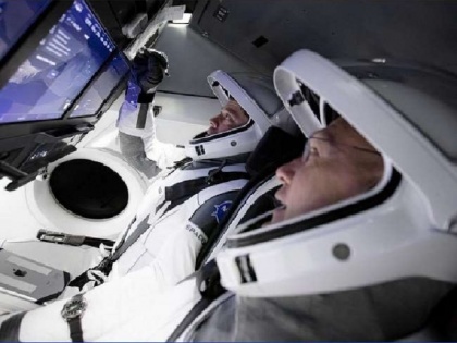 nasa will launch spaceX rocket with american astronauts to space station next month | NASA अगले महीने लॉन्च करेगा पहला SpaceX रॉकेट, अंतरराष्ट्रीय अंतरिक्ष स्टेशन जाएंगे दो एस्ट्रोनॉट