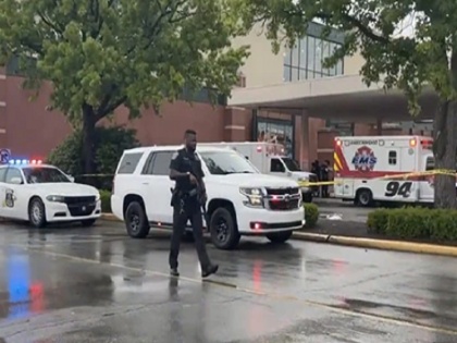 America shooting 3 peopel killed at shopping mall in Indiana, gunman also shot dead | अमेरिका के इंडियाना में शॉपिंग मॉल में शूटिंग की वारदात, तीन लोगों की मौत, हमलावर भी मारा गया