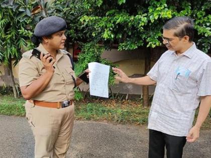 former IPS Amitabh Thakur house arrest on his way to Gorakhpur who announced to contest against cm y | 'योगीजी एक अदने आदमी से इतना डर', गोरखपुर जाते वक्त हाउस अरेस्ट होने पर पूर्व IPS अमिताभ ठाकुर