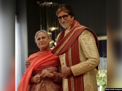 Amitabh Bachchan says Jaya Bachchan did not like song mere angane main | जब अमिताभ ने पहनी लड़कियों की ड्रेस और नाराज हो गईं जया बच्चन, पढ़िए ये मज़ेदार किस्सा