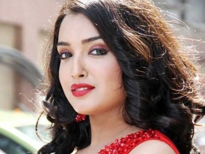 Bhojpuri actress Amrapali Dubey, who is on social media, know what is the reason? | सोशल मीडिया पर छाईं भोजपुरी अभिनेत्री आम्रपाली दुबे, जानिए क्या है कारण?