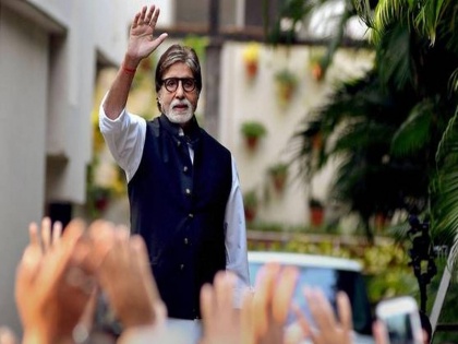 Amitabh Bachchan books flights for migrant workers to return home | मजदूरों को घर भेजने के लिए अमिताभ बच्चन ने बुक करवाई फ्लाइट्स, फैंस कर रहे जमकर तारीफ