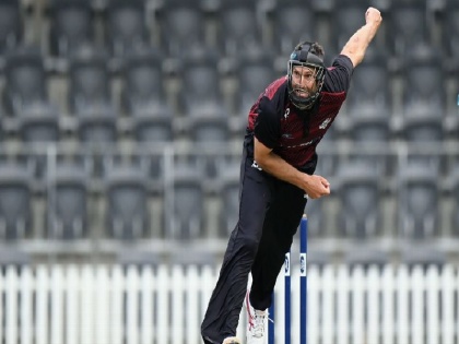 New Zealand Andrew Ellis announces retirement to end 18-year career | न्यूजीलैंड के क्रिकेटर ने 18 साल लंबे करियर के बाद लिया संन्यास, इस वजह से हेलमेट पहनकर करता था गेंदबाजी
