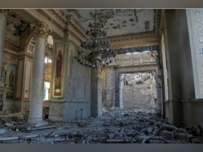 Russian missile attack destroys ancient cathedral of Ukrainian city of Odessa | रूसी मिसाइल हमले में यूक्रेनी शहर ओडेसा का प्रचीन गिरिजाघर तबाह, एक व्यक्ति की मौत, 22 घायल Russian missile attack destroys ancient cathedral of Ukrainian city of Odessa | रूसी मिसाइल हमले में यूक्रेनी शहर ओडेसा का प्रचीन गिरिजाघर तबाह, एक व्यक्ति की मौत, 22 घायल