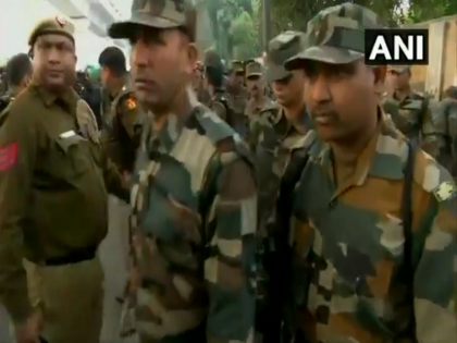 Indian Army says wasn't deployed for Internal Security Dutie | जाफराबाद में सेना की वर्दी में दिखी दिल्ली पुलिस! इंडियन आर्मी ने कहा- जांच के बाद लेंगे एक्शन