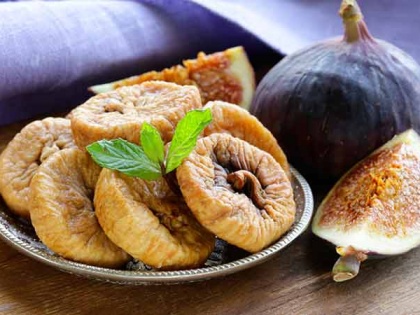 health benefits of anjeer or fig in Hindi: 6 amazing health benefits of eating anjeer, nitration facts of fig in Hindi | Diet tips: इम्यून सिस्टम मजबूत बनाकर खून की कमी, डायबिटीज और कब्ज से बचा सकता है यह सूखा फल