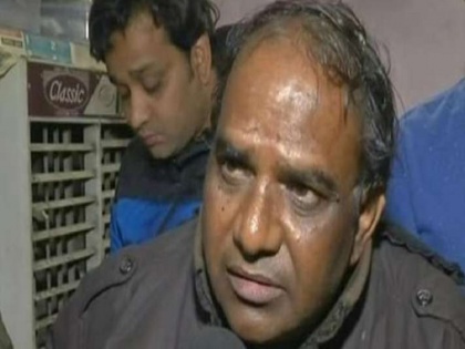 Ankit saxena murder case father yashpal saxena refused CM arvind kejriwal 5 lakh offer | अंकित के परिवार ने ठुकराए केजरीवाल के 5 लाख का ऑफर, जानिए पिता ने क्या कहा