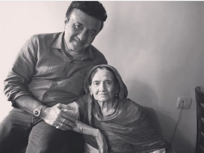 Music director Anu Malik mother Bilkis Malik dies at the age of 86 hospitalized after suffering a stroke | संगीत निर्देशक अनु मलिक की मां बिल्किस मलिक का 86 साल की उम्र में निधन, स्ट्रोक आने के बाद अस्पताल में थीं भर्ती