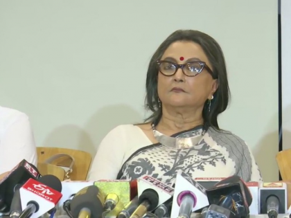 Citizenship Act: Filmmaker Aparna Sen appeals to protesters, says- Do not protest by damaging government property | नागरिकता कानूनः फिल्ममेकर अपर्णा सेन ने विरोधकर्ताओं से की अपील, कहा- सरकारी संपत्ति को नुकसान पहुंचाकर विरोध न करें