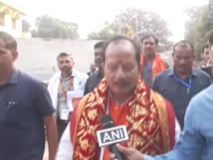 Bihar Election Results 2025 live Vijay Sinha targeted the Grand Alliance amid vote counting said Appu and Pappu thoughtlessly spread hysteria so no one takes their words seriously | Bihar Election Results 2025: "अप्पू और पप्पू बिना सोचे-समझे उन्माद का माहौल फैलाते हैं", मतगणना के बीच विजय सिन्हा ने महागठबंधन पर साधा निशाना