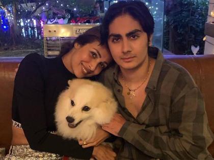 Malaika Arora became emotional after Arhaan Khan went abroad, shared photo with son | अरहान खान के विदेश जाने पर इमोसनल हुयीं मलाइका अरोड़ा, बेटे संग शेयर कि फोटो