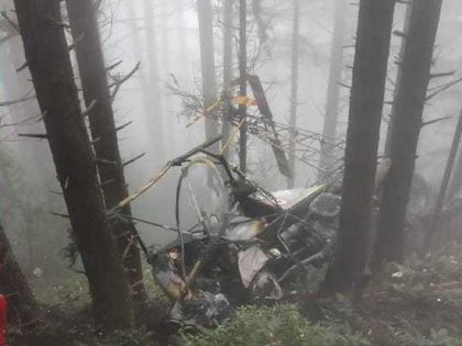 Two pilots dead Army helicopter crash lands Jammu and Kashmir's Udhampur | सेना का हेलिकॉप्टर क्रैश, अस्पताल में इलाज के दौरान दोनों पायलट ने तोड़ा दम