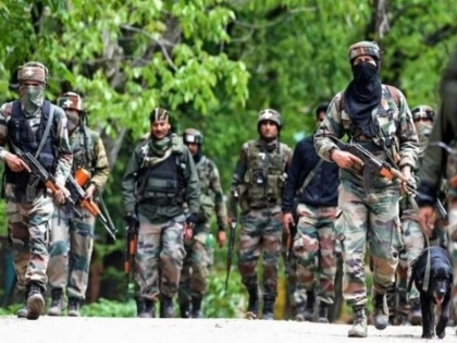 Kashmir: Increase in terrorist violence, Rashtriya Rifles units will not move | कश्मीर: आतंकी हिंसा में तेजी, नहीं हटेंगी राष्ट्रीय रायफल्स की यूनिटें