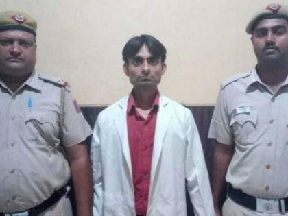 Man arrested from Delhi AIIMS in doctor gown | दिल्लीः एम्स में पकड़ा गया एक और फर्जी डॉक्टर, पत्नी के ईलाज के लिए पहना सफेद चोला