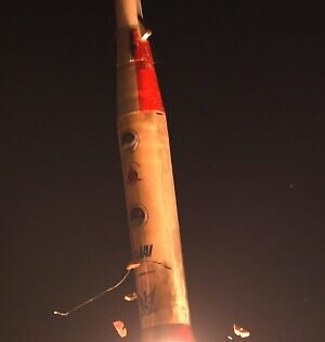 Israel US test upgraded Arrow 2 missile capable of intercepting incoming nukes | Israel missile: ऐरो-2 बैलिस्टिक मिसाइल का परीक्षण, रक्षामंत्री बोले-हम हमेशा अपने दुश्मनों से एक कदम आगे रहते हैं