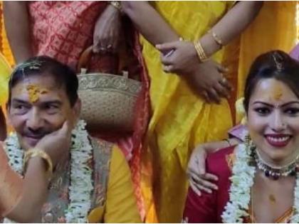 Arun Lal bulbul saha Wedding married second time age 66 KISSING pic former India cricketer goes viral  | Arun Lal Wedding: 66 की उम्र में भारतीय क्रिकेटर ने रचाई शादी, 28 साल छोटी लड़की को बनाया दुल्हन, फोटो वायरल