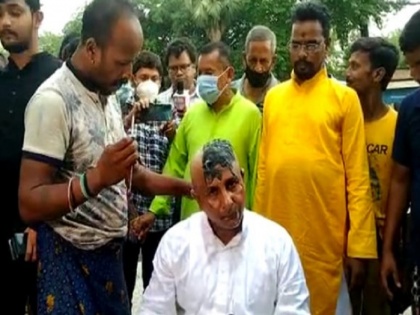 Tripura MLA Ashis Das shaves head and quits BJP after priasing Mamata Banerjee | त्रिपुरा के भाजपा विधायक ने सिर मुंडवाकर पार्टी छोड़ने का किया ऐलान, पहले ममता बनर्जी को बता चुके हैं पीएम उम्मीदवार