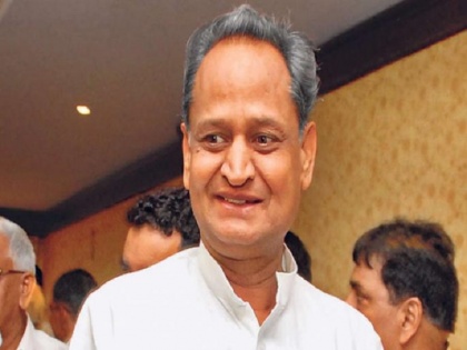 Rajasthan Congress CM Ashok Gehlot three ministers offer to resign | राजस्थान में अशोक गहलोत की कैबिनेट में बड़े बदलाव के संकेत, तीन मंत्रियों ने की इस्तीफे की पेशकश