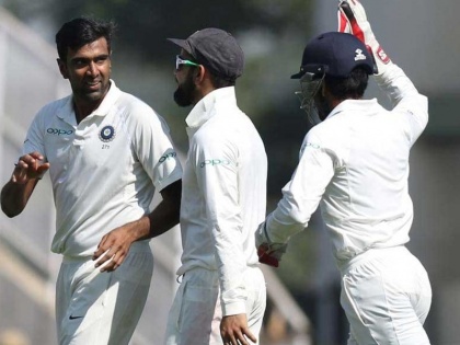 Ind vs Aus: Virat Kohli was just dishing out a lesson to all bowlers, says Ravichandran Ashwin | Ind vs Aus: रविचंद्रन अश्विन ने किया खुलासा, बताया विराट कोहली ने क्यों की प्रैक्टिस मैच में गेंदबाजी