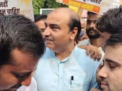 Jantar Mantar protest Slogans Bail former BJP spokesperson Ashwini Upadhyay surety of 50000 | जंतर-मंतर पर नारेबाजी: भाजपा के पूर्व प्रवक्ता अश्विनी उपाध्याय को जमानत, 50000 के मुचलके पर बेल Jantar Mantar protest Slogans Bail former BJP spokesperson Ashwini Upadhyay surety of 50000 | जंतर-मंतर पर नारेबाजी: भाजपा के पूर्व प्रवक्ता अश्विनी उपाध्याय को जमानत, 50000 के मुचलके पर बेल