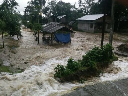 Assam floods 2 more dead 4-62 lakh people affected | Assam Flood: असम में खतरनाक होता जा रहा बाढ़ का संकट, दो और मौत, चार लाख से अधिक लोग प्रभावित