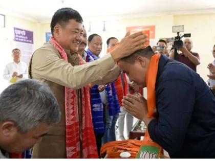110 former NDFB militants join BJP in Assam | असम में एनडीएफबी के 110 पूर्व उग्रवादी भाजपा में हुए शामिल