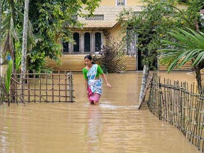Assam floods 39 killed due flood, landslide storm, 263452 people affected in 12 districts bad condition in 1027 villages Nearly 4 lakh people affected situation grim | Assam floods: बाढ़, भूस्खलन और तूफान से 39 की मौत, 12 जिलों में 2,63,452 लोग प्रभावित, 1,027 गांवों में बुरा हाल Assam floods 39 killed due flood, landslide storm, 263452 people affected in 12 districts bad condition in 1027 villages Nearly 4 lakh people affected situation grim | Assam floods: बाढ़, भूस्खलन और तूफान से 39 की मौत, 12 जिलों में 2,63,452 लोग प्रभावित, 1,027 गांवों में बुरा हाल