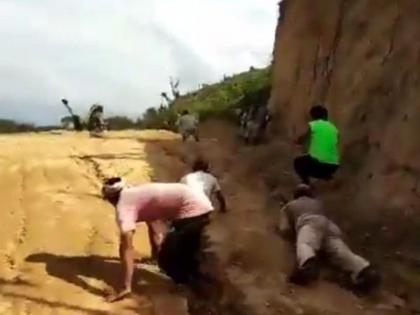 Assam congress mla police face gunshots during visit to a village in dessoi valley on nagaland border video | असम में कांग्रेस विधायक और मीडियाकर्मियों पर चली गोली , देसोई घाटी गांव के दौरे पर थे नेता