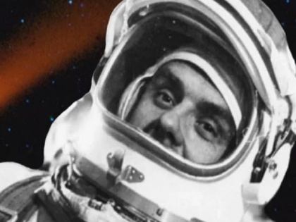 April 24 History: Sachi Tendulkar birthday and first astronaut who dies during a mission | 24 अप्रैल: जब कई मील की ऊंचाई से धरती पर गिरे इस अंतरिक्ष यात्री की हुई मौत, पढ़ें आज का इतिहास