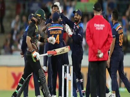 Ind vs Aus Australian off-spinner Nathan Lyon and Green out of Aussie T20 squad | Ind vs Aus: भारत से मिली हार के बाद ऑस्ट्रेलिया को बड़ा झटका, डेविड वॉर्नर के बाद अब यह खिलाड़ी हुआ टीम से बाहर