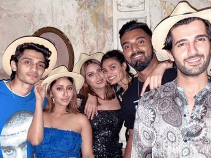 KL Rahul's holiday pictures with Athiya Shetty in Thailand got viral on Social Media | केएल राहुल ने अथिया शेट्टी के साथ रोमांटिक अंदाज में थाइलैंड में मनाया नए साल का जश्न, देखें तस्वीरें