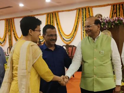 Delhi minister Atishi to get charge services, vigilance departments CM Arvind Kejriwal sends file to LG VK Saxena approval handle 14 departments know who only woman minister in Delhi cabinet | Delhi Minister Atishi: अब 14 विभाग संभालेंगी आतिशी!, जल मंत्री भारद्वाज से सीएम केजरीवाल ने सेवाओं और सतर्कता विभाग ली, जानें आखिर कौन हैं दिल्ली कैबिनेट में एकमात्र महिला मंत्री