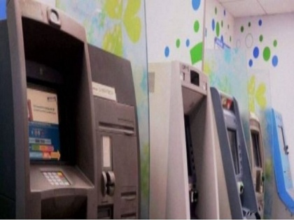 Madhya Pradesh damoh miscreants bomb bank's ATM extort cash and abscond | Madhya Pradesh ki khabar: अज्ञात बदमाशों ने बैंक के एटीएम को बम से उड़ाया, नकदी निकाल कर फरार