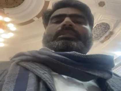 Samajwadi Party MLA livestreams UP Assembly proceedings and protest | यूपी विधानसभा में विपक्ष के प्रदर्शन के दौरान सपा विधायक करने लगे फेसबुक लाइव, नाराज स्पीकर ने बाहर भेजा
