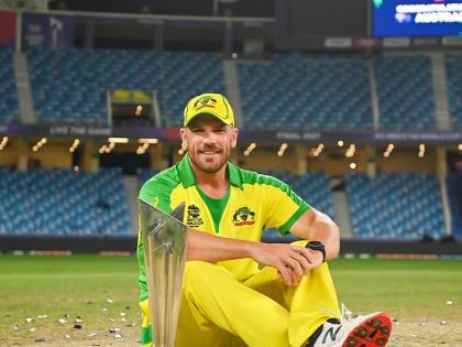 T20 World Cup Australia Captain Aaron Finch Adam Zampa is Player of The Tournament For me People had tied sack bed did not give up | T20 World Cup: लोगों ने हमारा बोरिया बिस्तर बांध दिया था, लेकिन हार नहीं मानी, कप्तान आरोन फिंच बोले-एडम जम्पा मेरे लिए प्लेयर ऑफ द टूर्नामेंट, देखें वीडियो