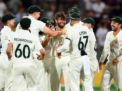 Ashes 2021 England trail by 456 runs AUS 473-9 d ENG 17-2 Haseeb Hameed 6, Rory Burns 4 out  | Ashes 2021: मुसीबत में इंग्लैंड, 17 रन पर दोनों सलामी बल्लेबाज पवेलियन लौटे, ऑस्ट्रेलिया से पहली पारी के आधार पर 456 रन पीछे