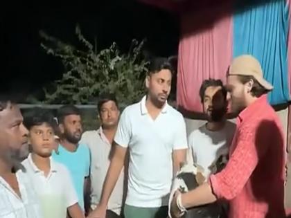 VIDEO: Cricketer Avesh Khan bought 3 goats for Bakrid, got severe criticism on social media | VIDEO: क्रिकेटर आवेश खान ने बकरीद के लिए खरीदे 3 बकरे, सोशल मीडिया पर हुई कड़ी आलोचना