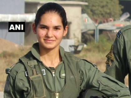 Flying Officer Avani Chaturvedi became the first Indian woman to fly a fighter aircraft MiG-21 solo | पहली महिला फाइटर पायलट अवनि चतुर्वेदी ने भरी उड़ान, अकेले ले उड़ी मिग-21 विमान